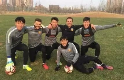 国家队集训驻地，康小伟的骤然离世，悲痛与反思